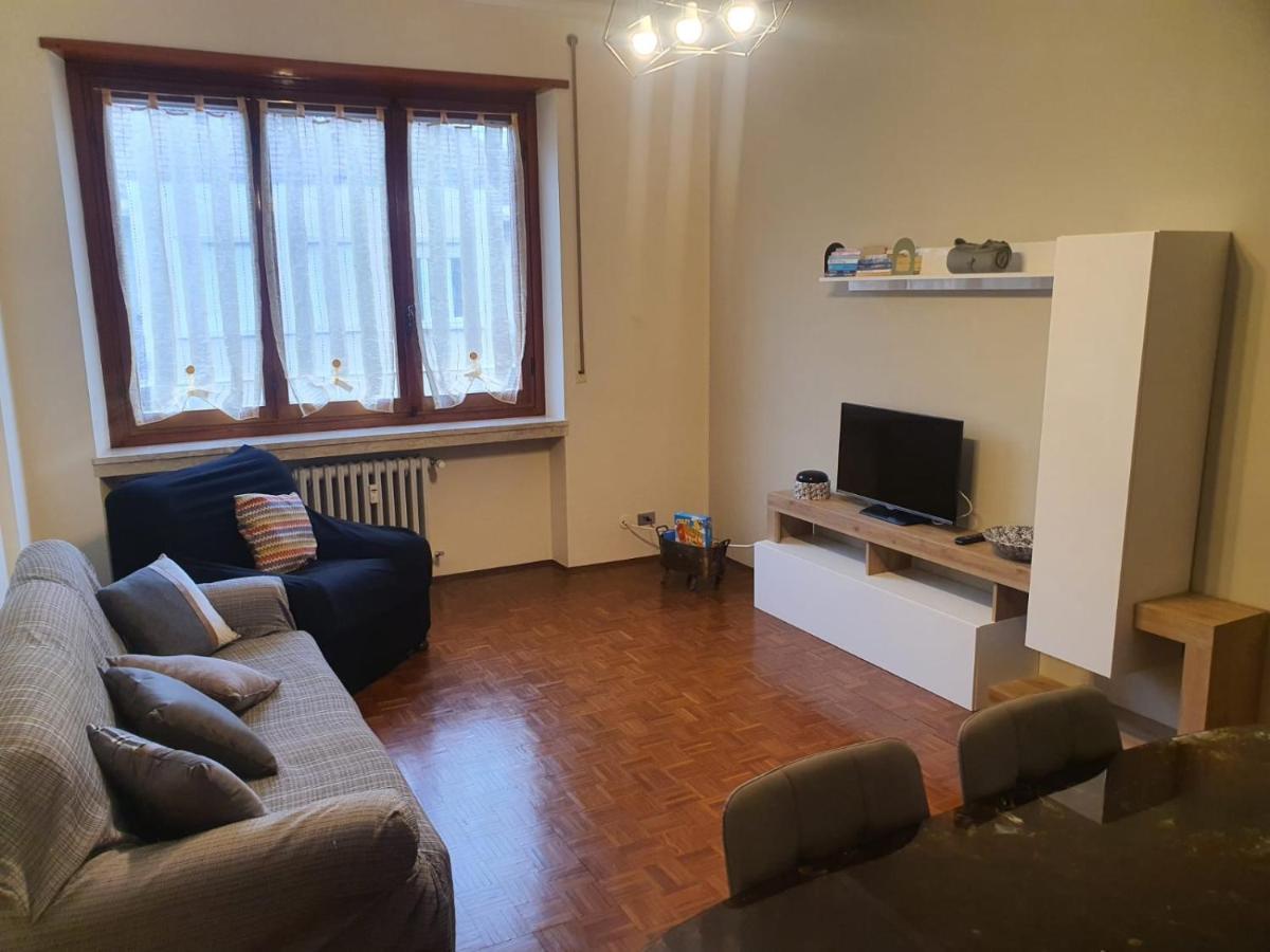 La Casa Dei Nonni - Ampio Trilocale Zona Lingotto Apartamento Turim Exterior foto