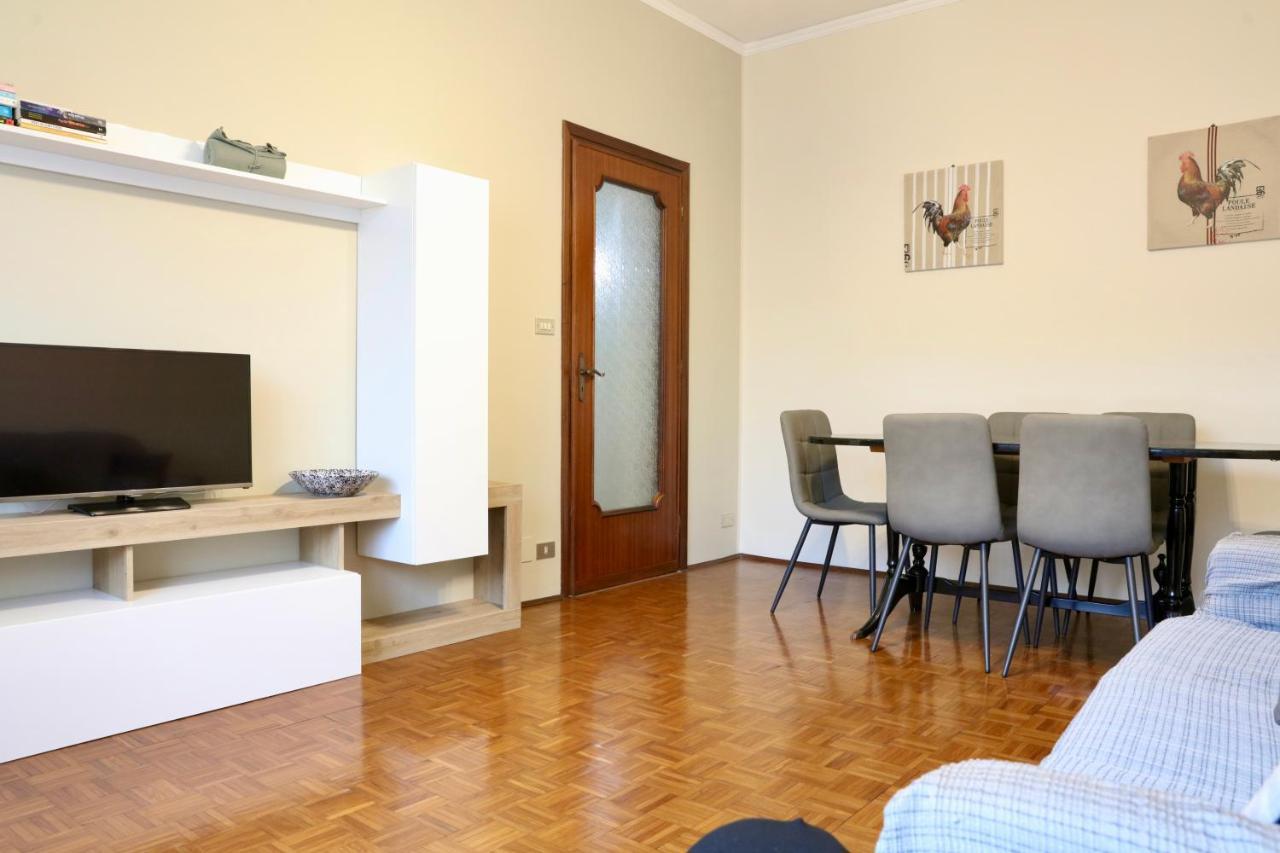 La Casa Dei Nonni - Ampio Trilocale Zona Lingotto Apartamento Turim Exterior foto