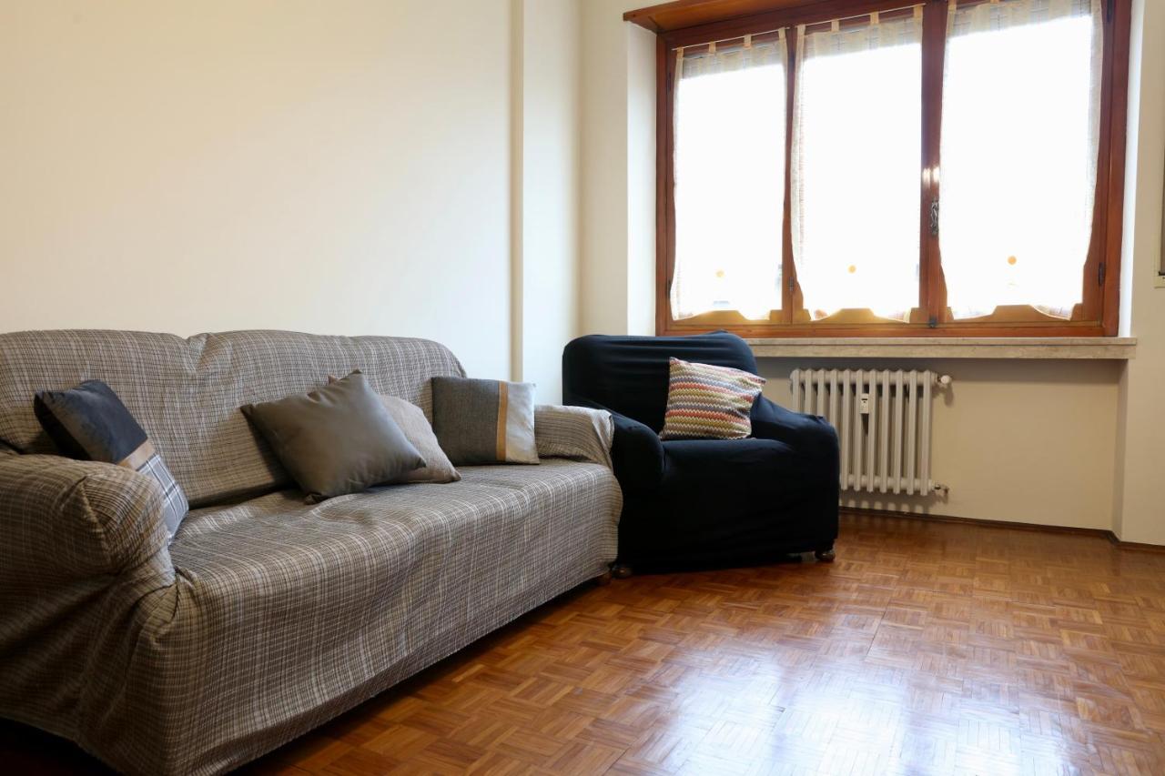 La Casa Dei Nonni - Ampio Trilocale Zona Lingotto Apartamento Turim Exterior foto