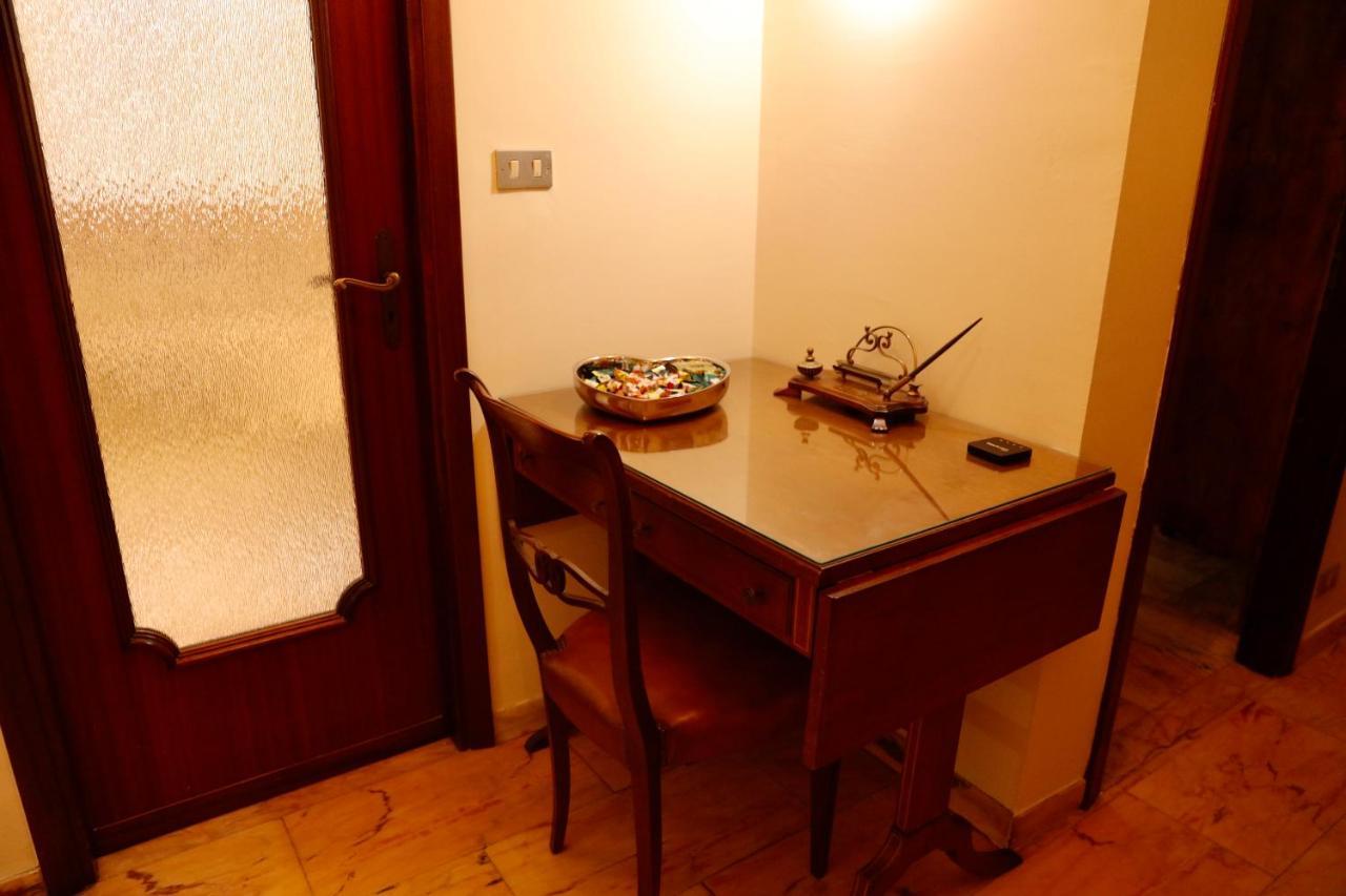 La Casa Dei Nonni - Ampio Trilocale Zona Lingotto Apartamento Turim Exterior foto